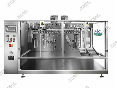 行業(yè)需求量大，給袋式包裝機結(jié)構(gòu)精巧運行便利